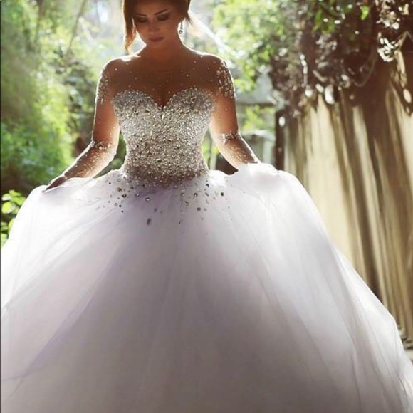 Dresses & Skirts - NEW! Invisible long sleeve white tulle ball gown